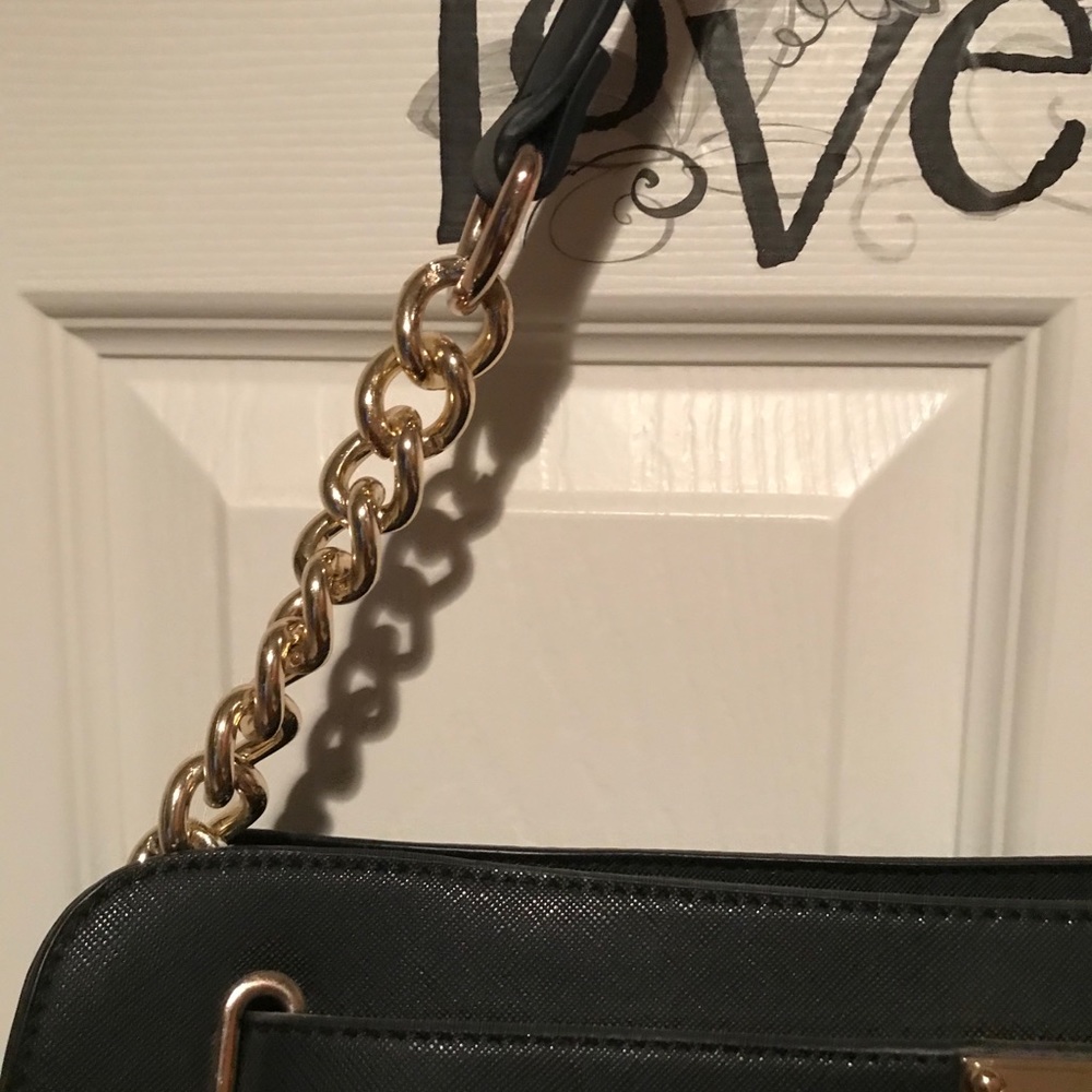 Purse - Picture 3 of 4